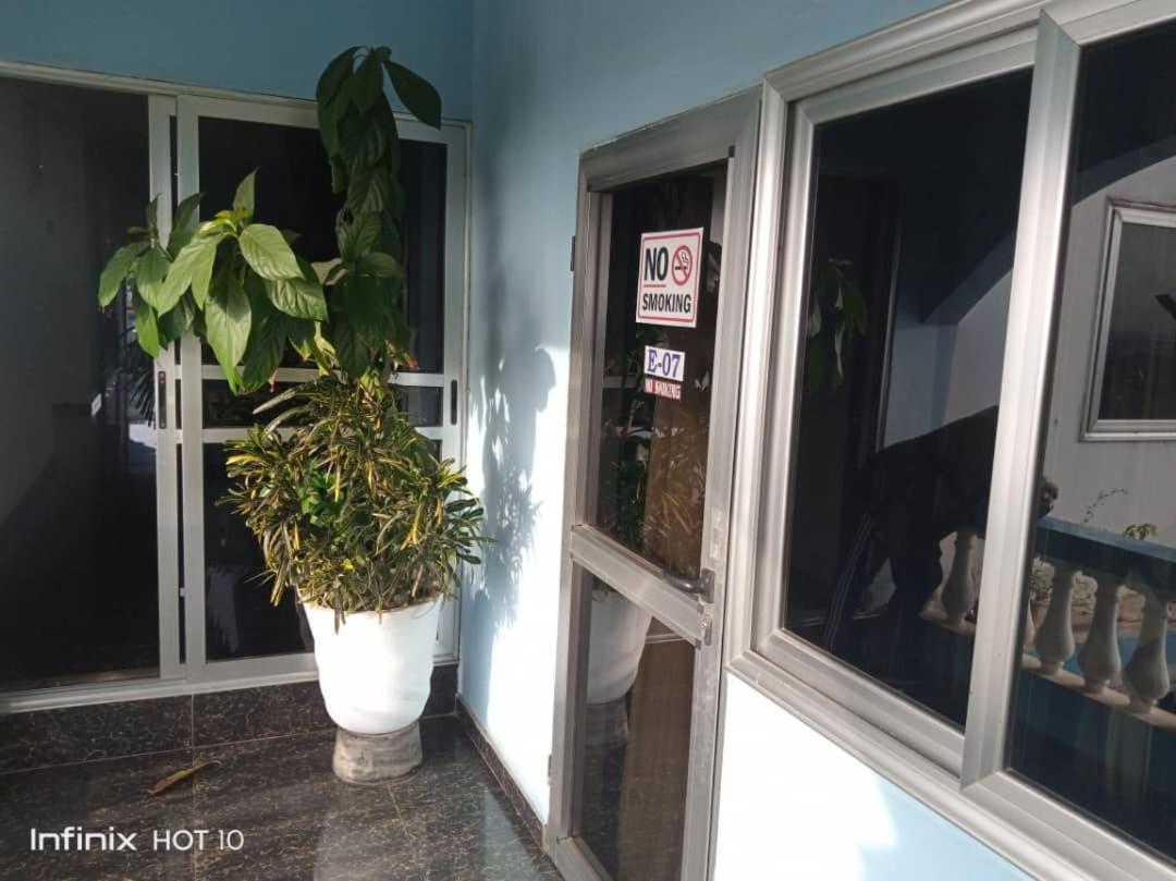 Elizz Guest House Janman ภายนอก รูปภาพ