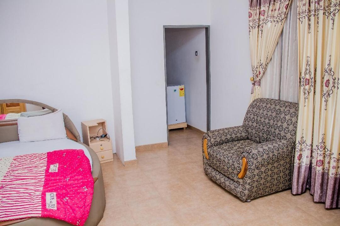 Elizz Guest House Janman ภายนอก รูปภาพ