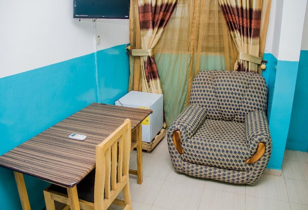 Elizz Guest House Janman ภายนอก รูปภาพ
