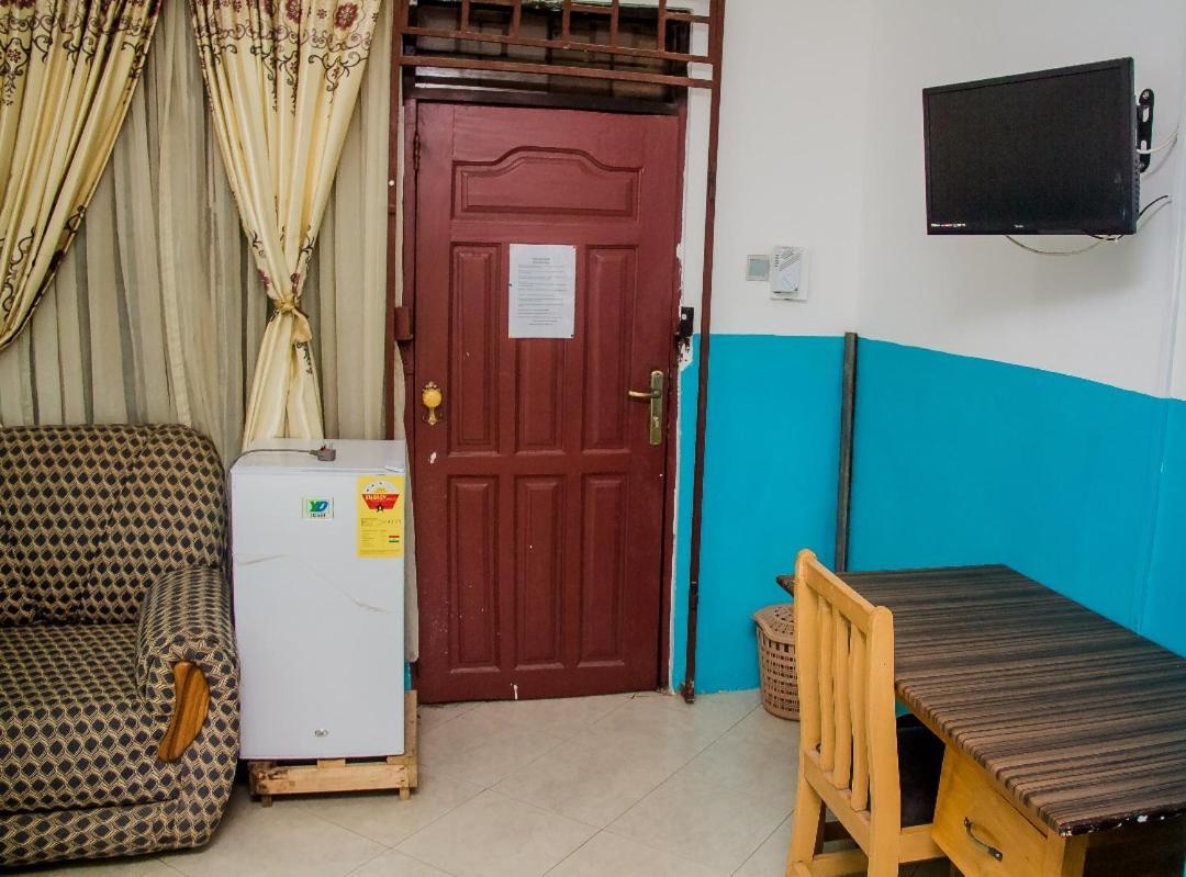 Elizz Guest House Janman ภายนอก รูปภาพ
